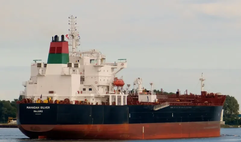 MAHADAH SILVER Tanker IMO 9718777 photo 5