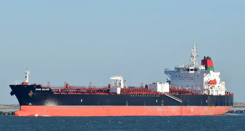 DANK SILVER Tanker IMO 9718806 photo 9