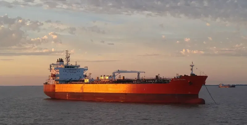 SILVER MUNA Tanker IMO 9718856 photo 3