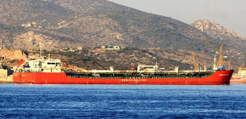 CAMINERO Tanker IMO 9718923 photo 2