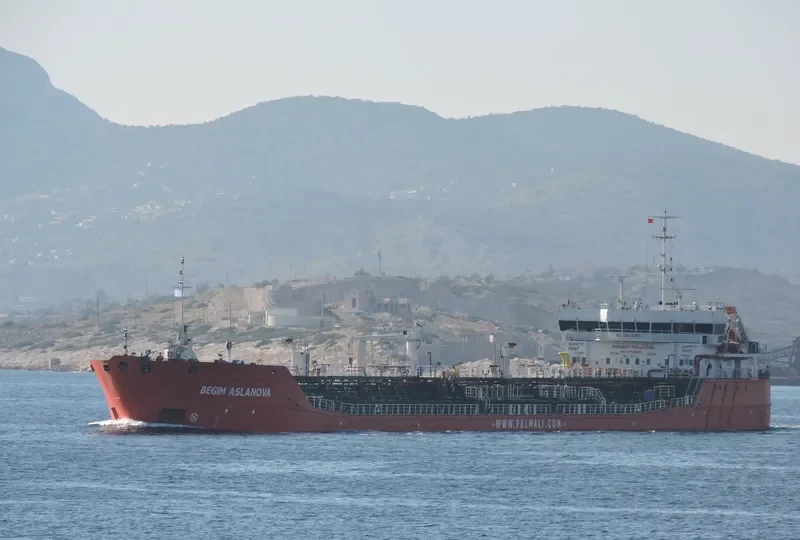 CAMINERO Tanker IMO 9718923 photo 8
