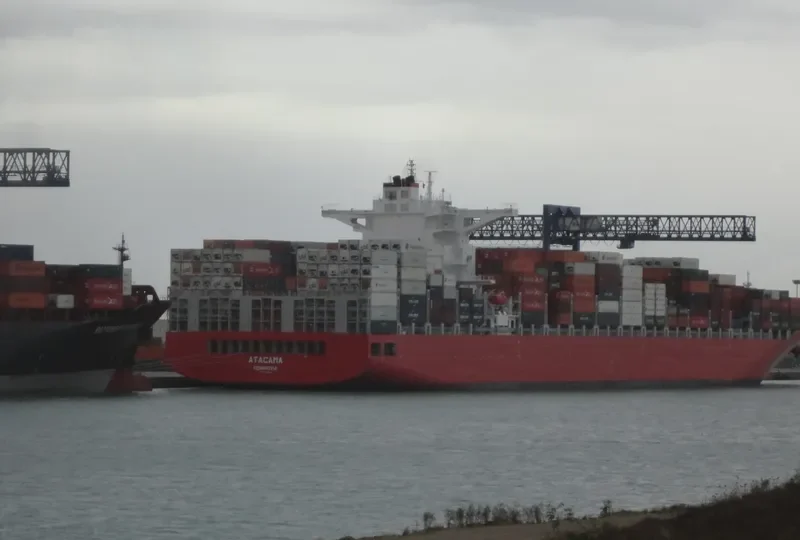 ATACAMA Container Ship IMO 9718947