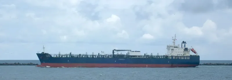 NAVIG8 AZOTIC Tanker IMO 9719757 photo 4