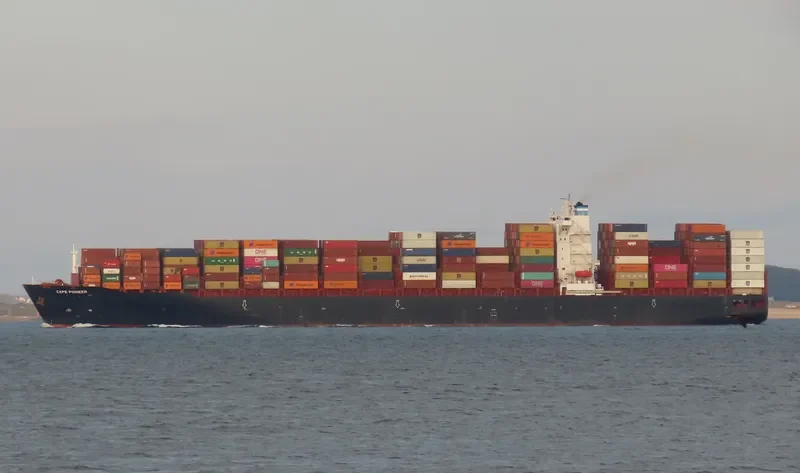CAPE PIONEER Container Ship IMO 9719874 photo 9