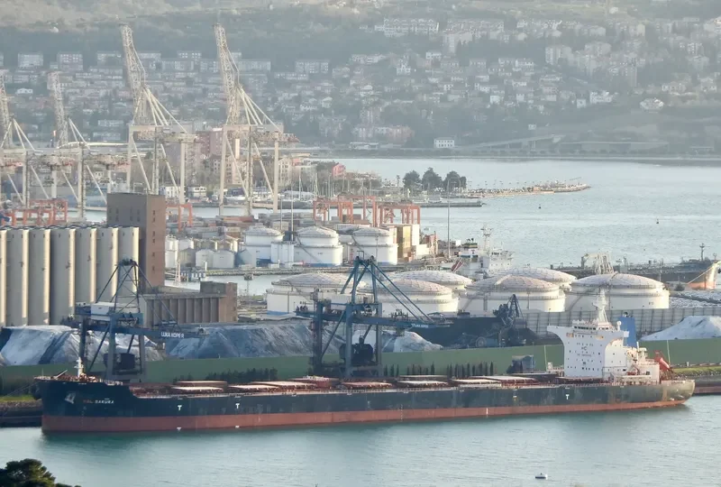KSL SAKURA Bulk Carrier IMO 9719941 photo 6