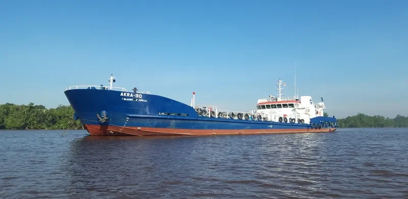 AKRA 90 Tanker IMO 9720433 photo 2