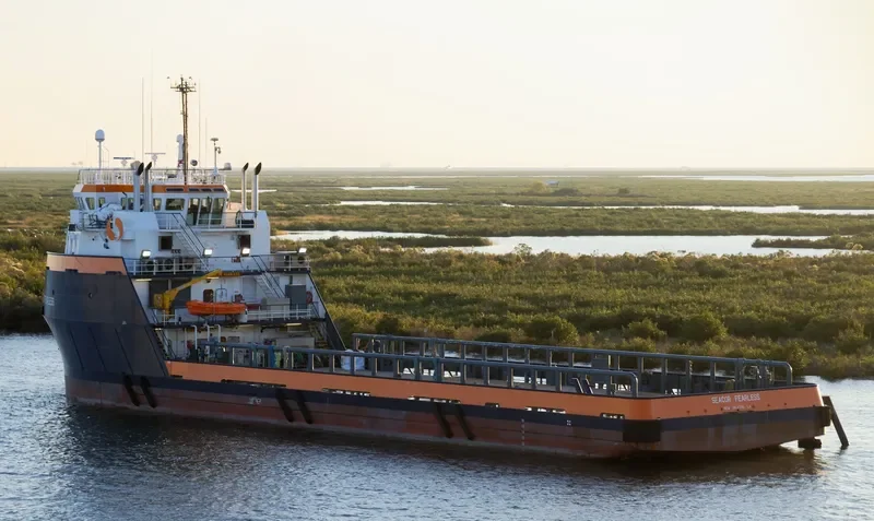 SEACOR FEARLESS Offshore Vessel IMO 9720897 photo 2