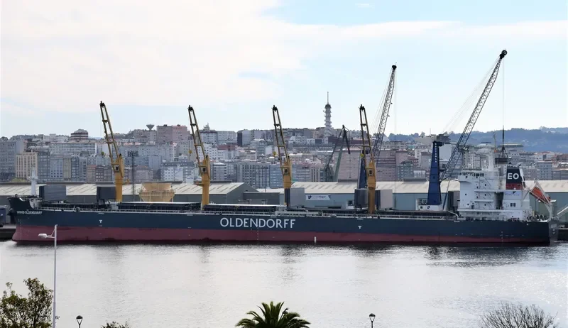 CL LINDY Bulk Carrier IMO 9720988 photo 2