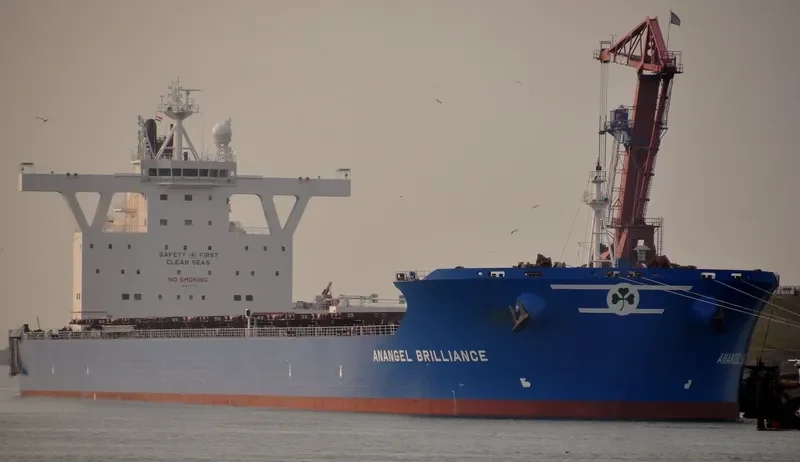 MARAN BRILLIANCE Bulk Carrier IMO 9721035 photo 7
