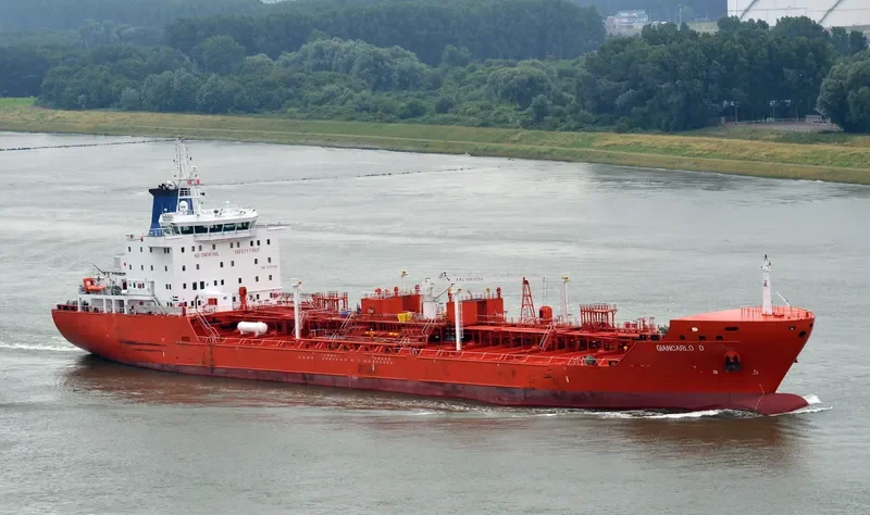 GIANCARLO D Tanker IMO 9721748 photo 7