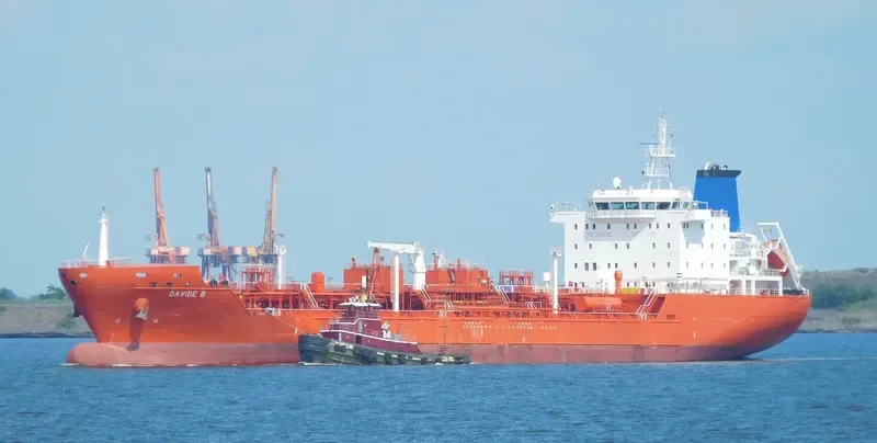 DAVIDE B Tanker IMO 9721750 photo 5