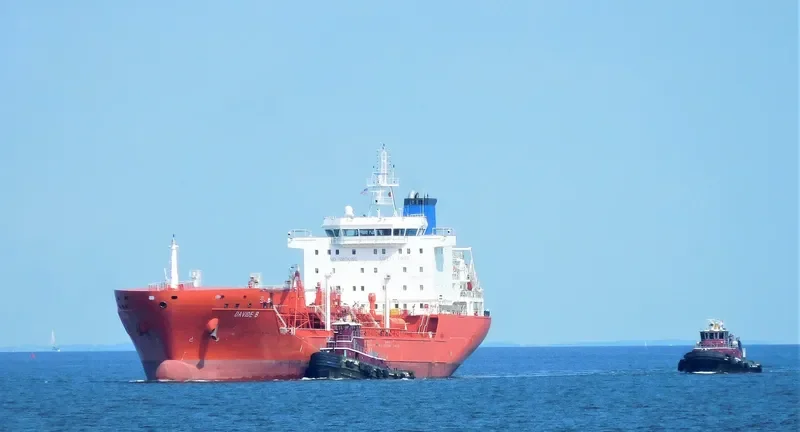 DAVIDE B Tanker IMO 9721750 photo 6