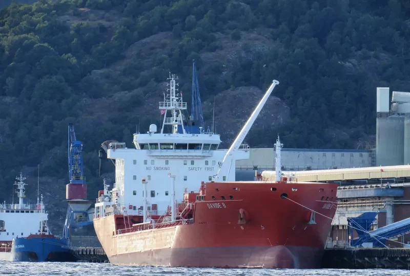 DAVIDE B Tanker IMO 9721750 photo 7