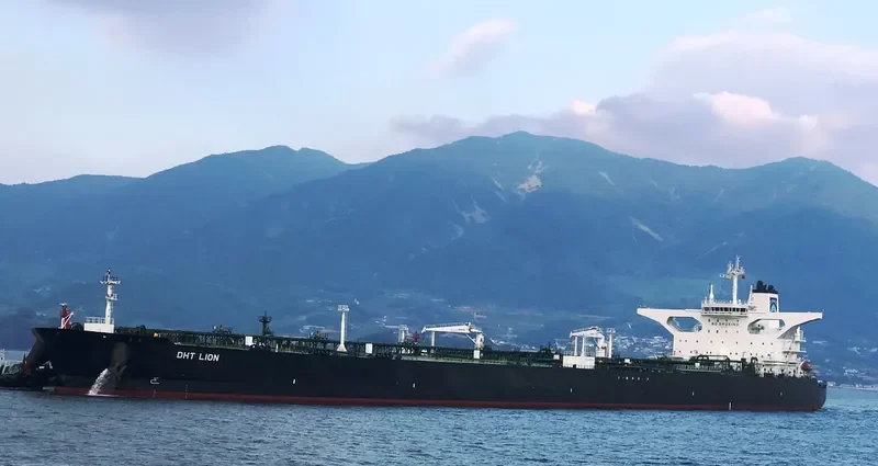 DHT LION Tanker IMO 9722895 photo 4