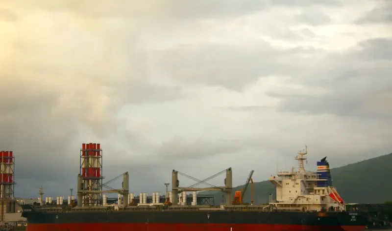 DAYANG CONFIDENCE Bulk Carrier IMO 9723057 photo 4