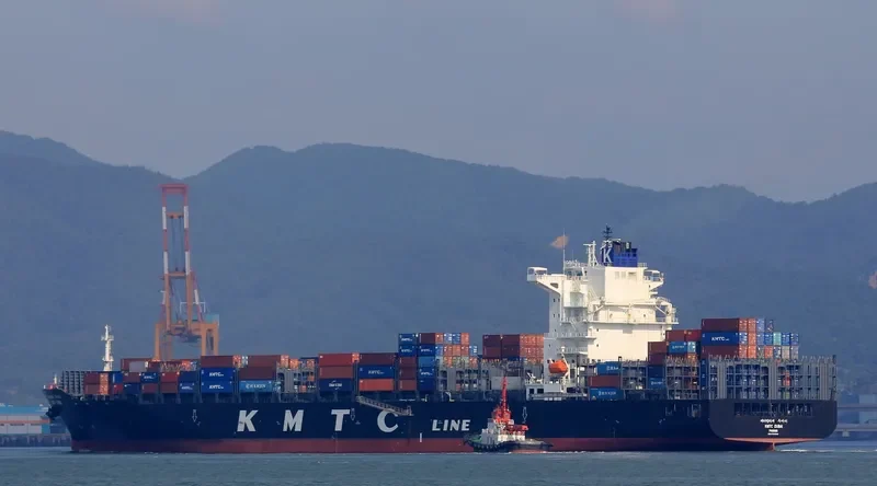KMTC DUBAI Container Ship IMO 9723928 photo 2