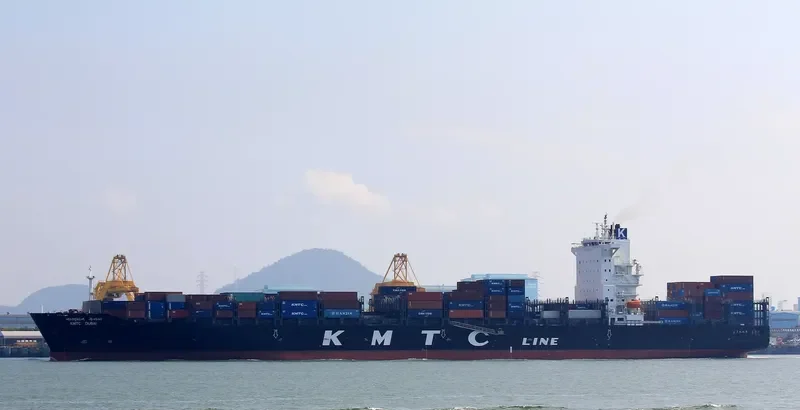 KMTC DUBAI Container Ship IMO 9723928 photo 3