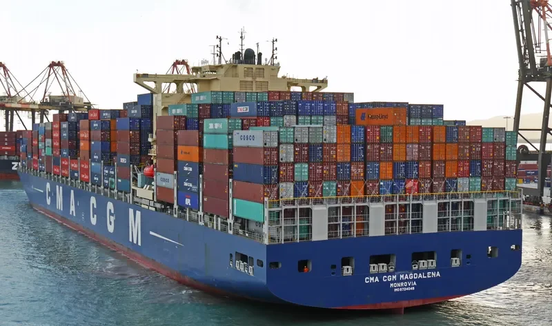 CMA CGM MAGDALENA Container Ship IMO 9724049 photo 5