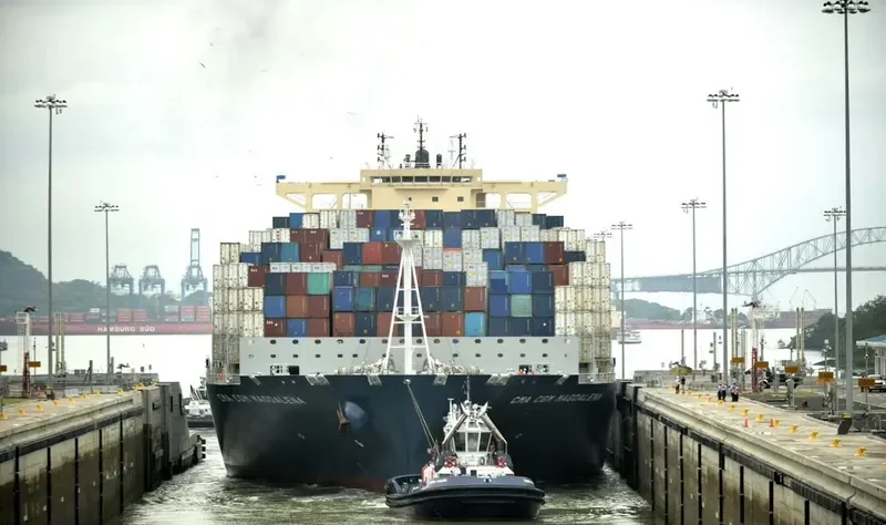 CMA CGM MAGDALENA Container Ship IMO 9724049 photo 8