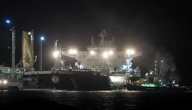 ELIAS TSAKOS Tanker IMO 9724075 photo 10