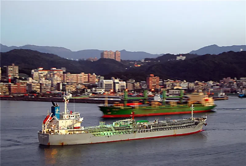 SOUTHERN MERMAID Tanker IMO 9724166 photo 7