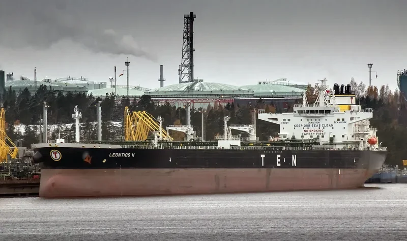 LEONTIOS H Tanker IMO 9724336 photo 7
