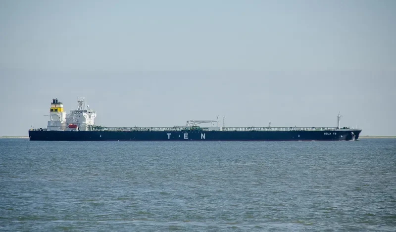 SOLA TS Tanker IMO 9724350 photo 4