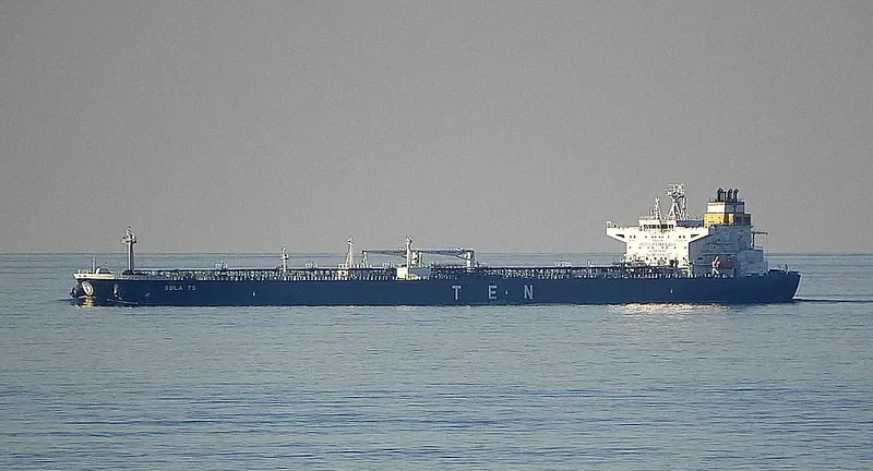 SOLA TS Tanker IMO 9724350 photo 9