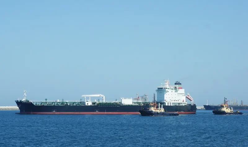 MAERSK NAVIGATOR Tanker IMO 9724594 photo 7