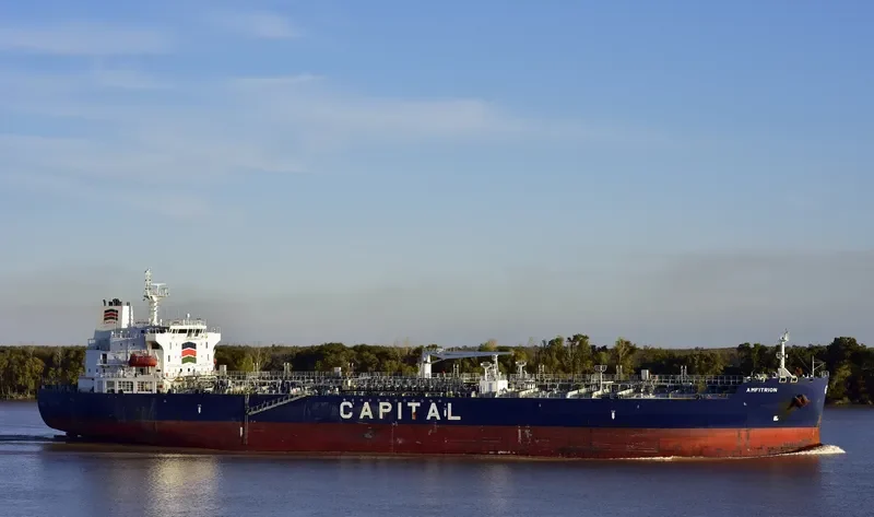 AMFITRION Tanker IMO 9724623 photo 8