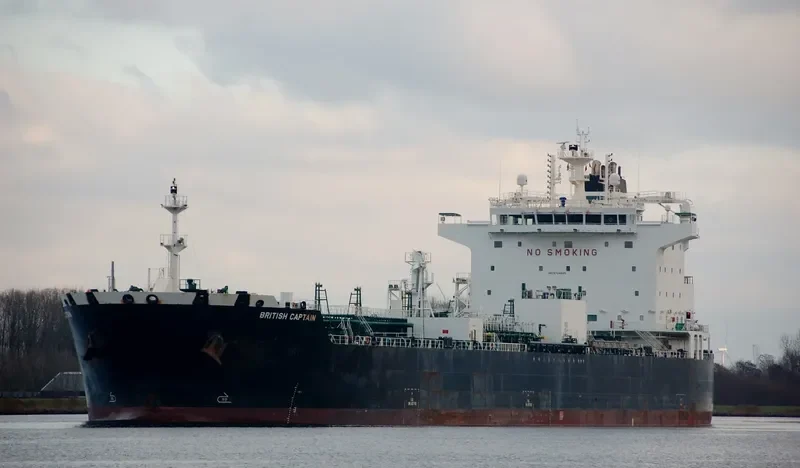 BRITISH CAPTAIN Tanker IMO 9724685 photo 5