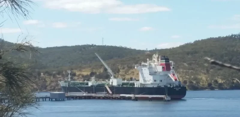 BRITISH CHIEF Tanker IMO 9724726 photo 3