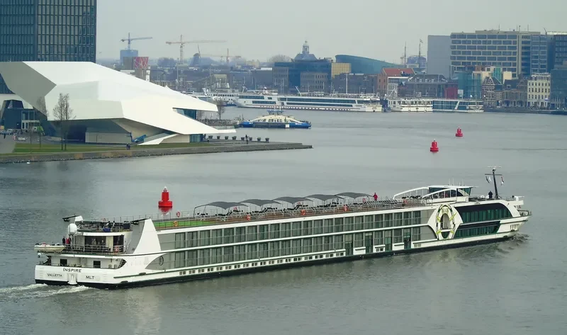 INSPIRE Passenger Ship IMO 9724879 photo 3