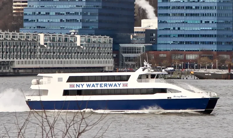 BETSY ROSS Passenger Ship IMO 9725287