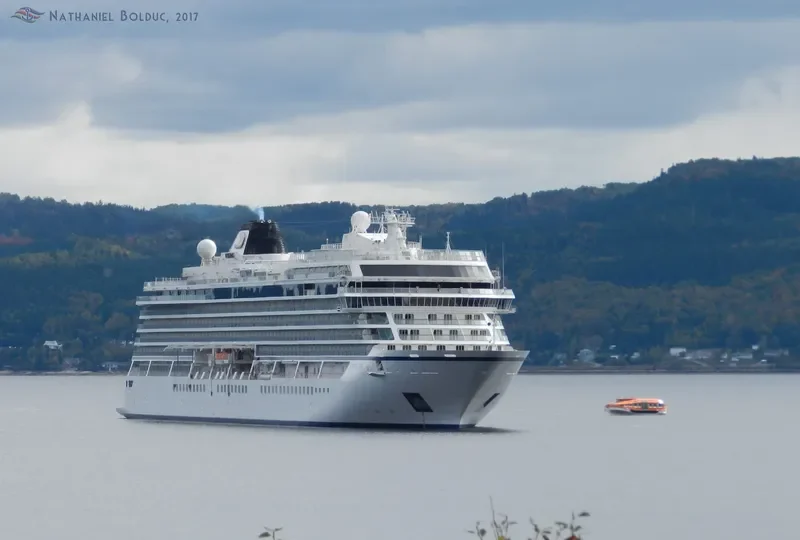 VIKING SEA Passenger Ship IMO 9725421 photo 2