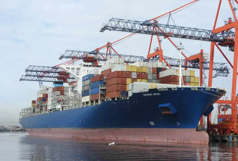 MAERSK SIRAC Container Ship IMO 9725718 photo 3