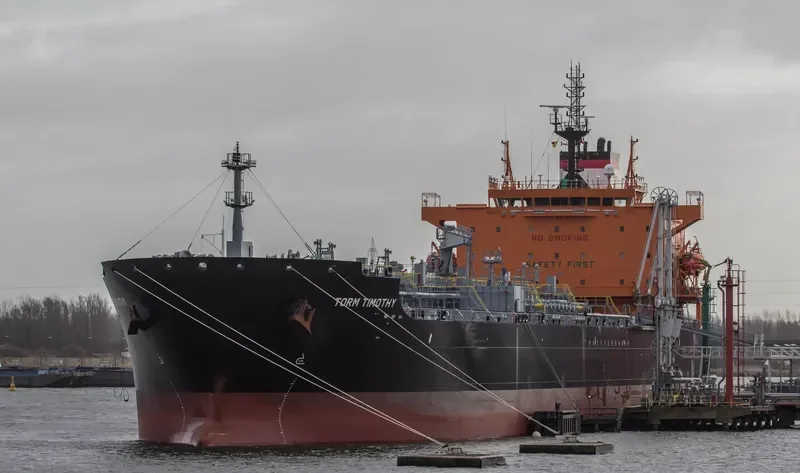 TORM TIMOTHY Tanker IMO 9726487 photo 2