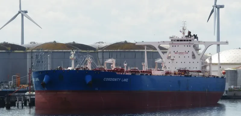COSDIGNITY LAKE Tanker IMO 9727209 photo 4