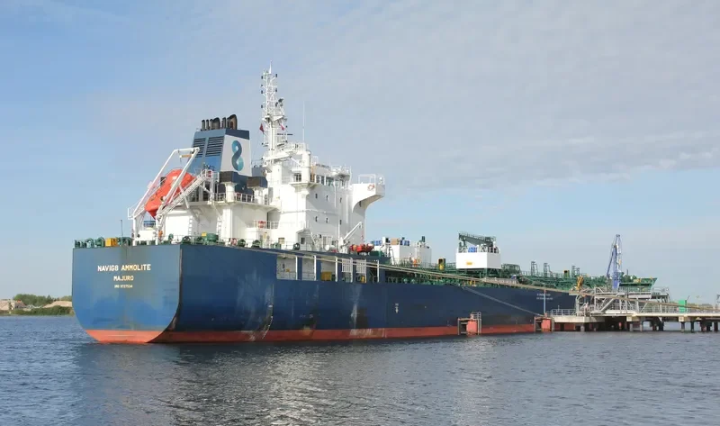 NAVIG8 AMMOLITE Tanker IMO 9727534 photo 5