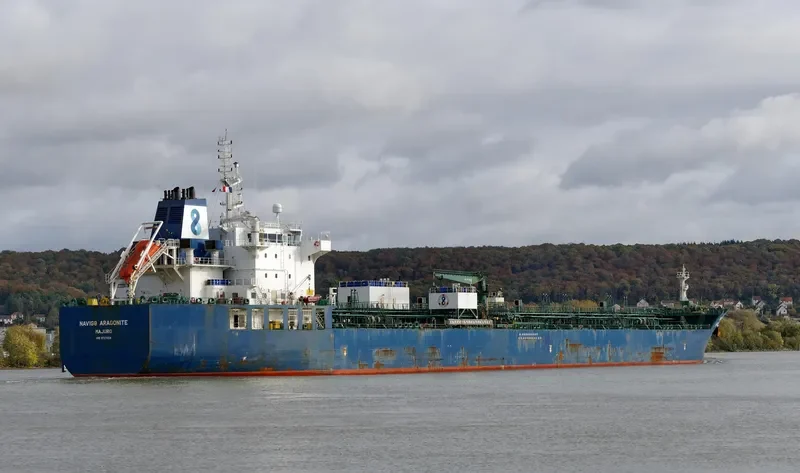 NAVIG8 ARAGONITE Tanker IMO 9727558 photo 10