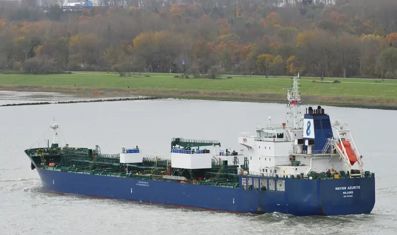 NAVIG8 AZURITE Tanker IMO 9727560 photo 3