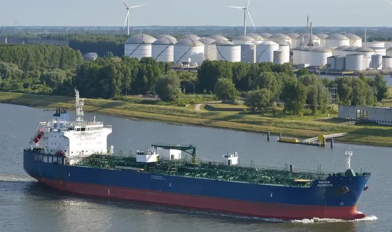NAVIG8 ACHROITE Tanker IMO 9727584 photo 8