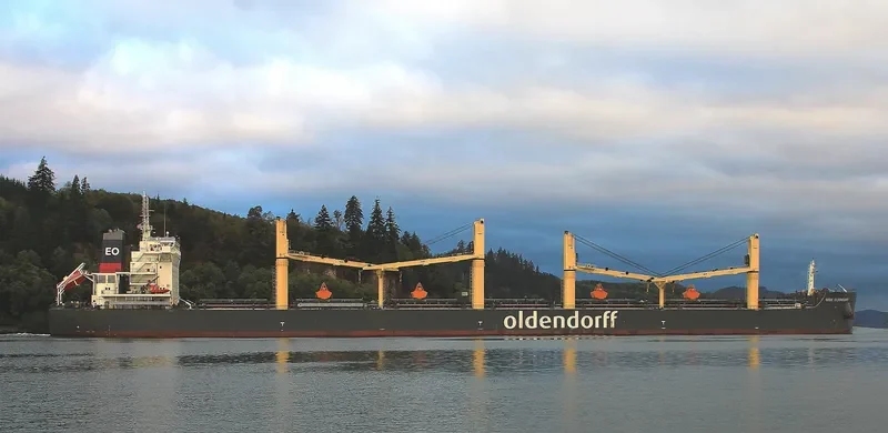 GEBE OLDENDORFF Bulk Carrier IMO 9727596 photo 6