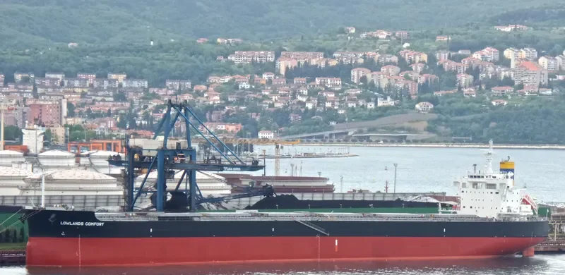 LOWLANDS COMFORT Bulk Carrier IMO 9728136