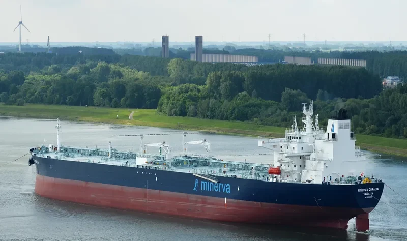 MINERVA CORALIA Tanker IMO 9728239 photo 3