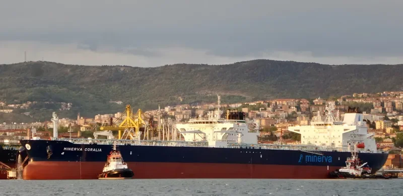 MINERVA CORALIA Tanker IMO 9728239 photo 9