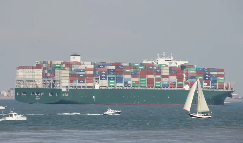 TITAN Container Ship IMO 9728928 photo 5