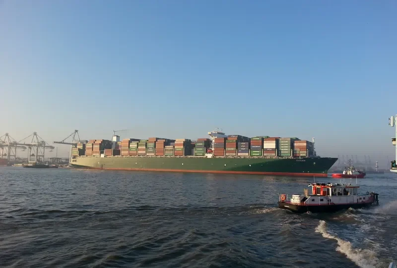 TITAN Container Ship IMO 9728928 photo 10