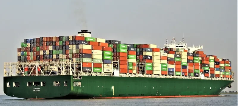 TAURUS Container Ship IMO 9728942 photo 8