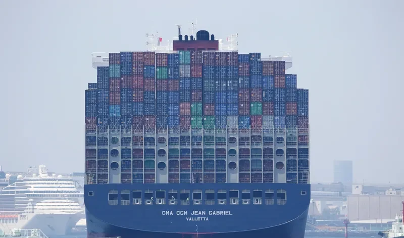 CMA CGM JEAN GABRIEL Container Ship IMO 9729128 photo 3